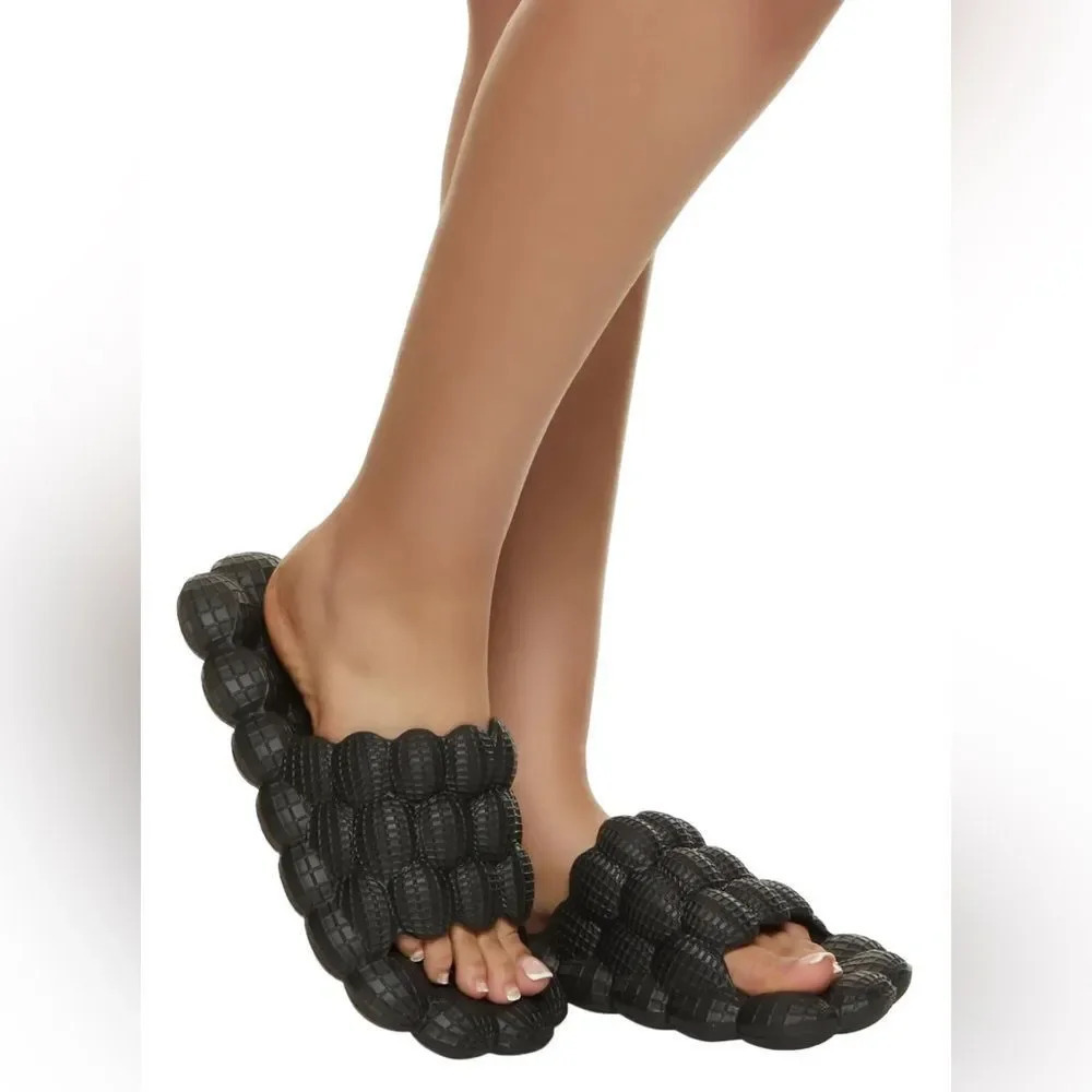 NWT Box Bubble slide sandals size 9 Women Brand - ID Required Massage feet walk
